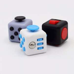 1.	Fidget Cube ( )   