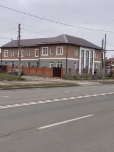 2хэтажн отдельностоящ здание, офисы,метро Киевская