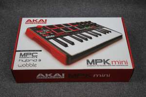 AKAI MPK MINI midi клавіатура контроллер