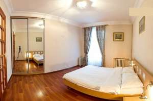An apart in the center of Kyiv (2 rooms) - 