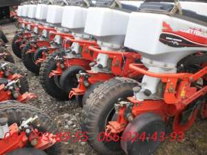 C  Massey Ferguson MF 555