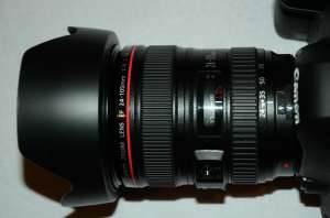 Canon EOS 5D Mark II 21.1 МП цифровая зеркальная камера - черный (комплект ж / EF L IS USM ... - оголошення