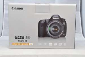 Canon EOS 5D Mark III + EF  24-105mm 