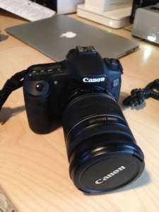 Canon EOS 60D  / EF-S IS 18-135mm  Kit 18.0 MP Digital SLR Camera. - 