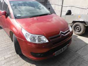 Citroen C4        - 