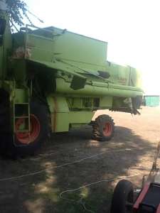 Claas Compact 30   