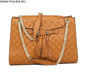 Dior , Prada ,Fendi, Valentino, Bvlgari, Gucci ,Chanel, Hermes , Miu Miu , YSL , Celine , Bottega , Louis Vuitton leather handbag