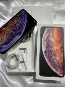 F/S : Apple iPhone Xs Max / Samsung Galaxy s10+ 512GB / Samsung Note 9 S9 Plus - 