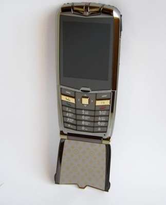 ����������� 2. Louis Vuitton TY 450