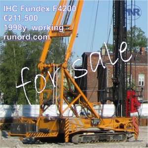 IHC Fundex F4200 (1998)    - 