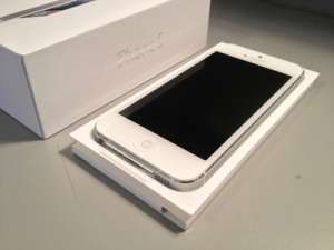 iPhone 5 (original) black/white - 