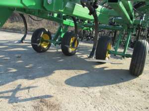 John Deere 550 - 21 000 USD