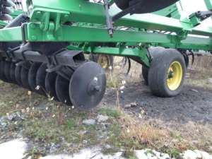 John Deere 724 - 25 000 USD