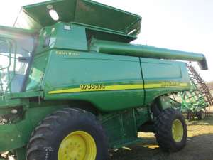 John Deere 9760 STS - 132 000 USD