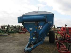 Kinze 840 -  35 000 USD