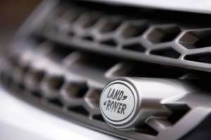 Land Rover  - 