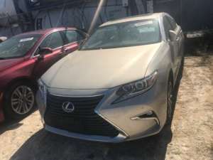 LEXUS ES 300H