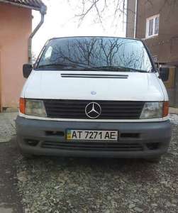 Mercedes Vito .  