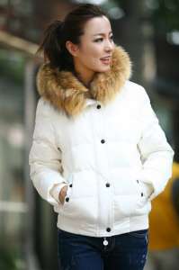 Moncler ���� ������