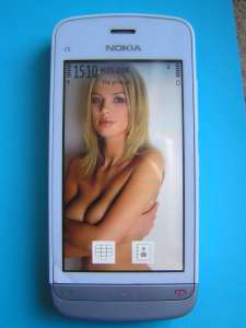 Nokia C5-03   - 