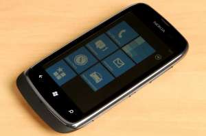 Nokia Lumia 610 - 