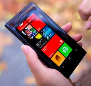 Nokia Lumia 800  - 