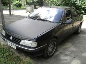 Peugeot 405 - 