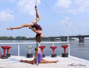 Pole dance .Акробатика на пилоне. Киев. СОЛОМЕНСКИЙ РАЙОН