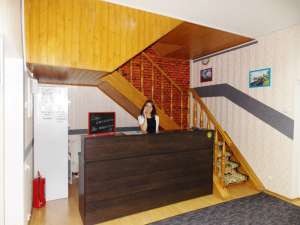 Royal hostel hotel   -  ,  .