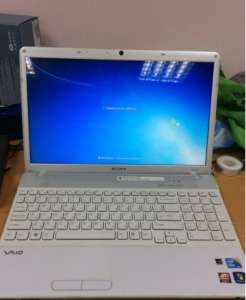 SONY VAIO VPCEB1M1R 2       - 