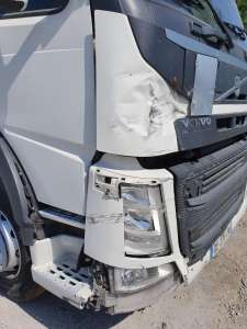 Volvo FM450, 2014 год, с небольшим внешним повреждением