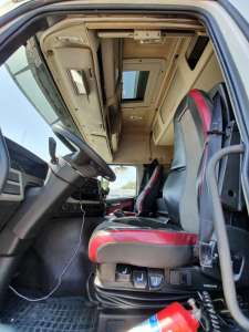 Volvo FM450, 2014 год, с небольшим внешним повреждением