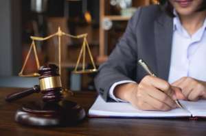 Адвокат по семейным делам Виноградарь. Развод через суд - объявление