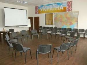Аренда конференц-зала 100 м2 возле ж/д вокзала почасово или посуточно