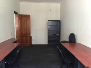 Аренда офиса на ул. Артема 70 м.кв. ж.ф. 12500 грн. Лукьяновская - объявление