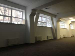 Без комиссии! Просторное помещение, openspace, м. Васильковская. 120грн/кв.м. Срочно! - оголошення