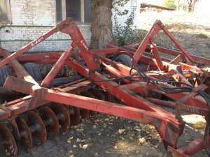 Борона. Купить борону. Дисковая борона CASE IH International 490.
