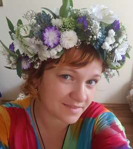 Венок на голову из цветов. - оголошення