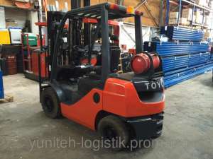 Вилочный погрузчик Toyota 02-8FGF25, газ, 2010 год, триплекс