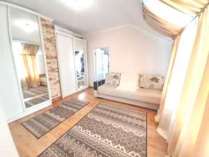Від власника. Продам 2 кімнатну 39м2. готова до проживання - оголошення