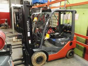 Газовый погрузчик Toyota 02-8FGF ( № 537)