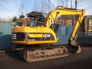 Гусеничный экскаватор JCB JS 130 LC ( № 822) - оголошення