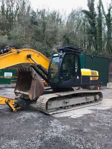 Гусеничный экскаватор JCB JS 220 (806) - оголошення