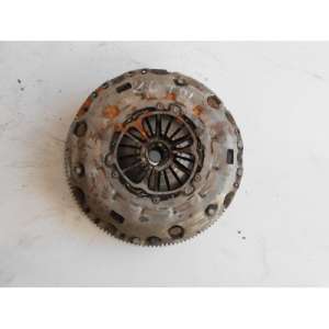 Демпферный маховик 2.0тди VW Passat 2.0