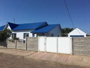 Дом 110 м², 4 комнаты, гараж, баня, участок 6 соток - оголошення