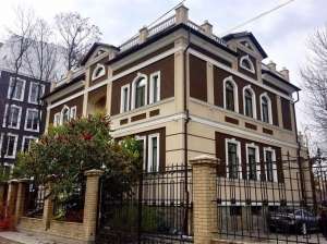 Дом 850 м2 и участок 10 соток в Киеве. - оголошення