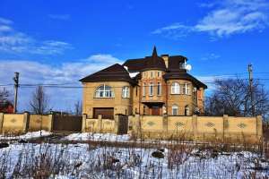 Дом в царском селе Гатное, Киево - Святошинского р-на