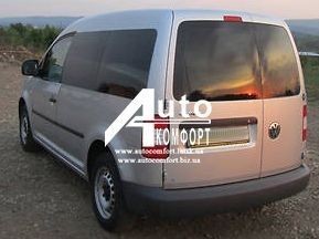 Заднее стекло (распашонка левая) без электрообогрева на автомобиль VW Caddy 07-