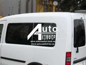 Задний салон, левое окно на автомобиль Opel Combo C (2001–2011) (Опель Комбо C (2001–2011) - объявление