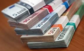 Заем предлага между специално - объявление